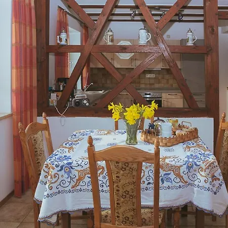Liebel Apartment *